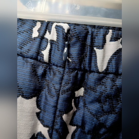 Lane Bryant 🩷 A-line Skirt Size 26 - Picture 6 of 9